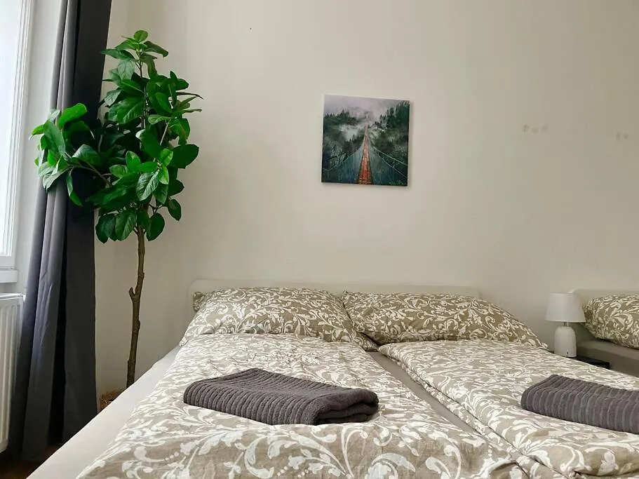 70M2 Premium Apartment With Terrace & Free Parking Vienna Austria
