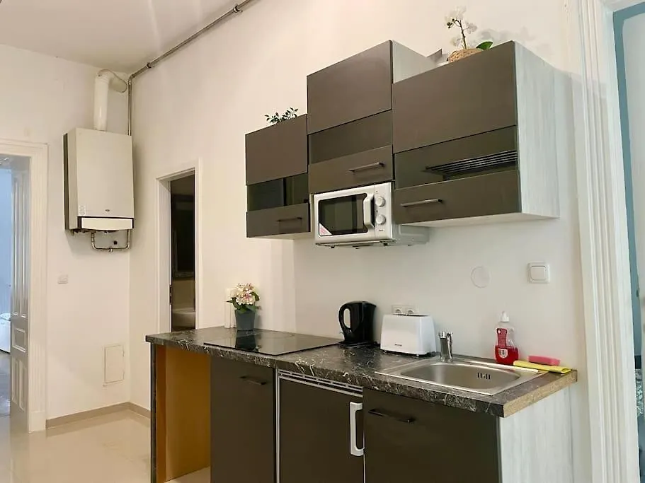 70M2 Premium Apartment With Terrace & Free Parking Vienna 0*,  Austria